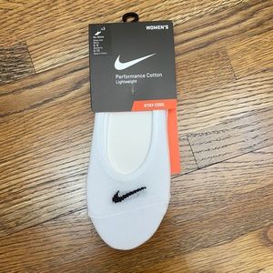 New with Tags Nike Women’s No Show Sock